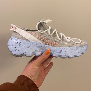 BRAND NEW SPACE HIPPIES